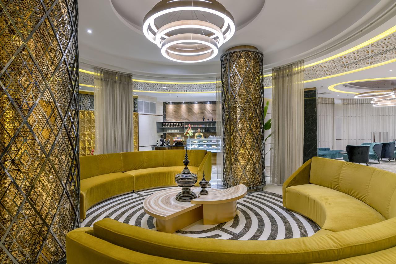 Grand Mercure Yangon Golden Empire Kültér fotó