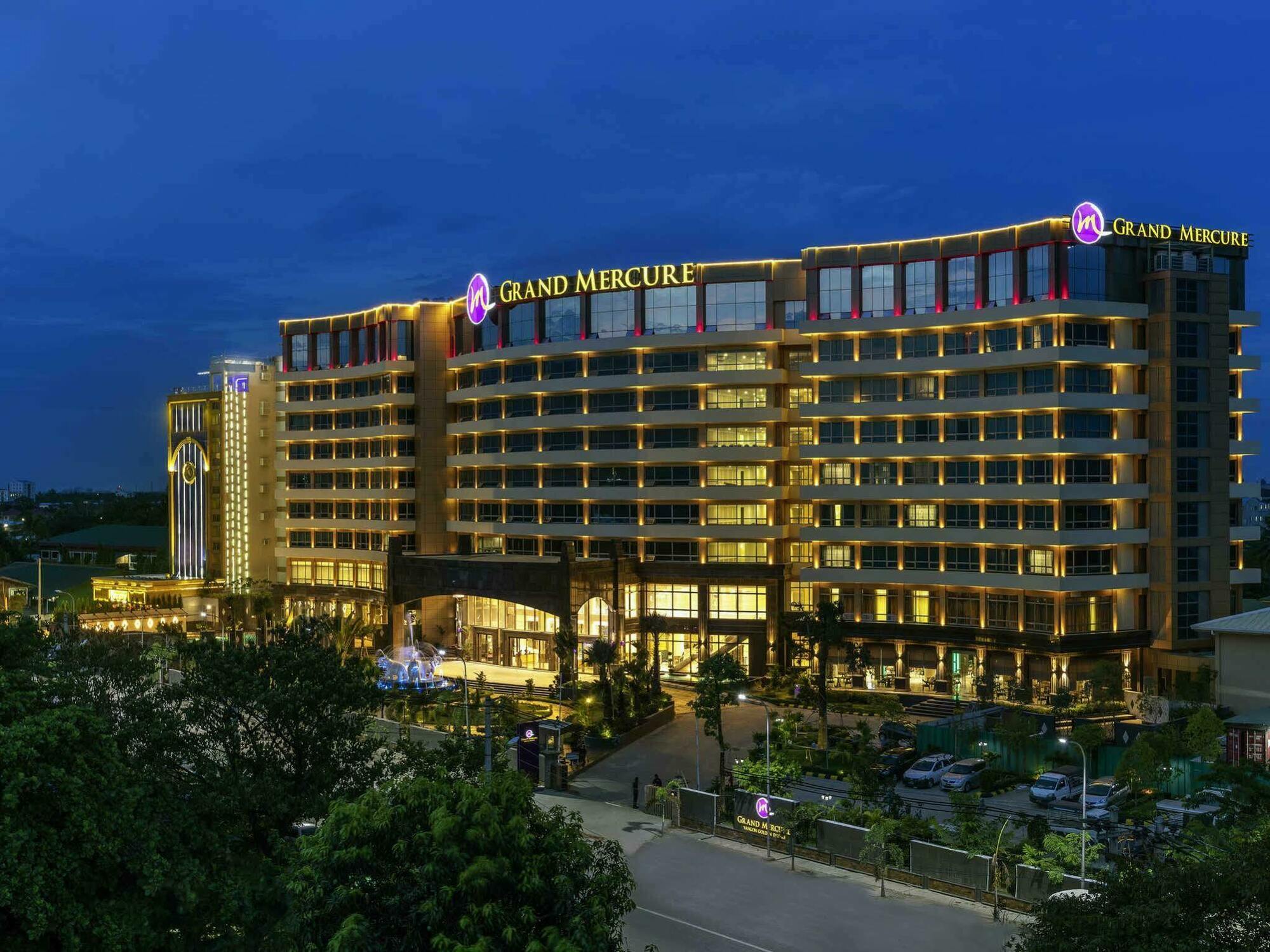 Grand Mercure Yangon Golden Empire Kültér fotó
