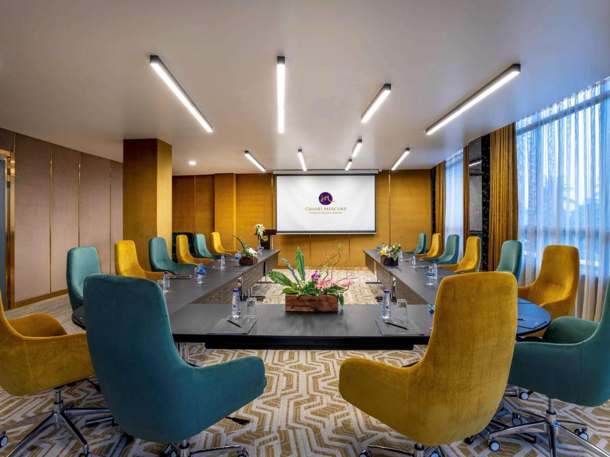 Grand Mercure Yangon Golden Empire Kültér fotó